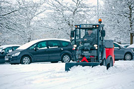 CM600 停车场铲雪